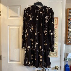 LuLaRoe Annabelle Ruffled Tiered Dress Medium Keyhole Neck Brown & White Floral